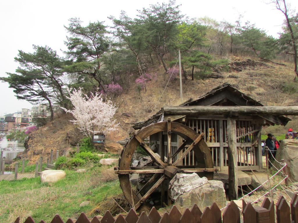 Yeon Guesthouse Seul Esterno foto